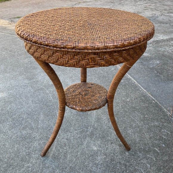Rattan Pedestal Side Table - Picture 3 of 11